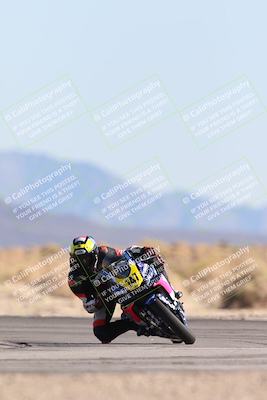 media/Dec-07-2025-CVMA (Sun) [[3e7d2de5dc]]/Race 9-Formula UL Shootout/